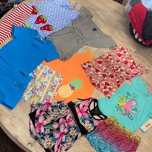 Huge clothing lot art class piper Molly and Millie the Bailey boys cat a…